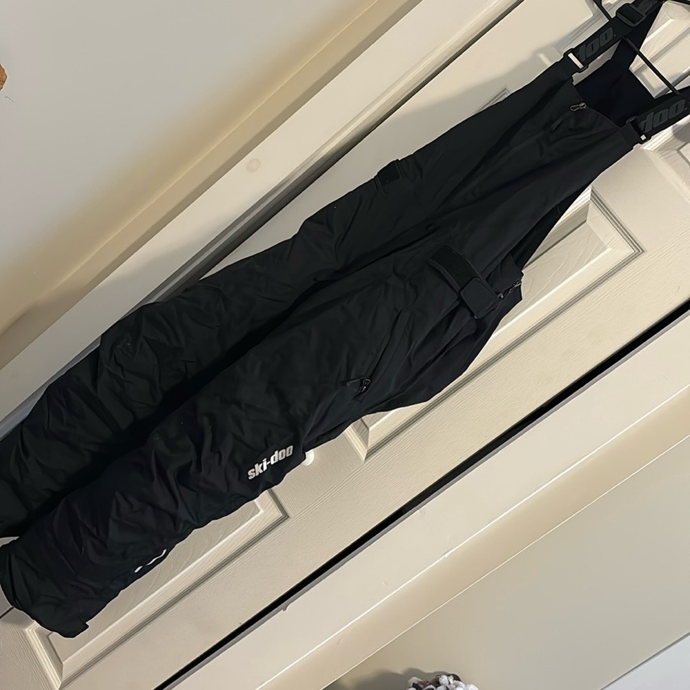 Basically new ski-doo snow pants
